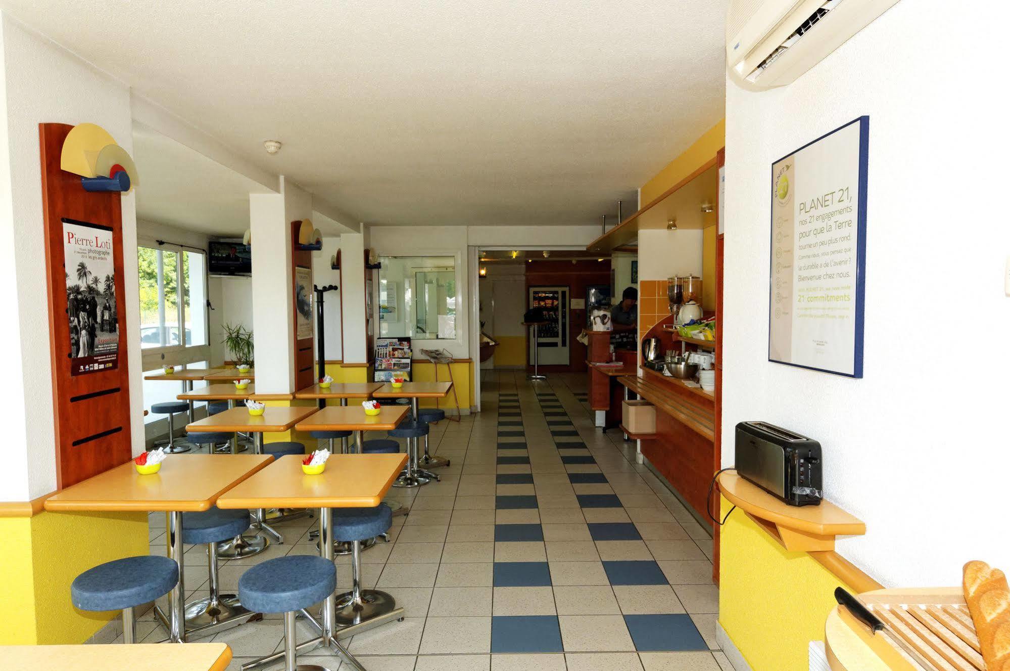 Ibis Budget Rochefort 외부 사진